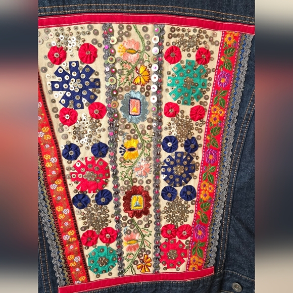Lucky Brand Denim Jean Jacket with Embroidery Back & Leather Patch Women Size XL - Picture 2 of 7